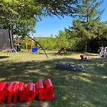 Atypique 6-8 Personnes Avec Piscine Дом отдыха Montdoumerc