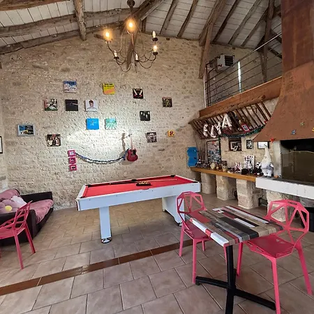 Feriehus Atypique 6-8 Personnes Avec Piscine *