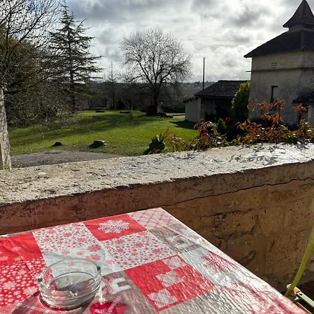 Atypique 8 Personnes Pres De Cahors Montdoumerc