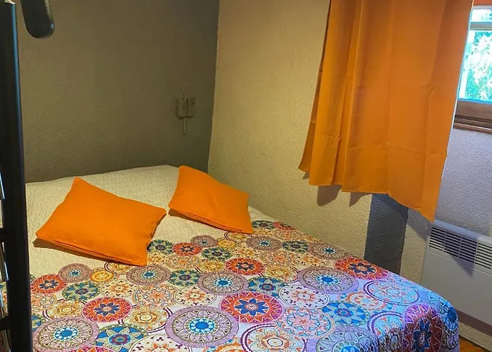 Atypique 6-8 Personnes Avec Piscine Feriehus