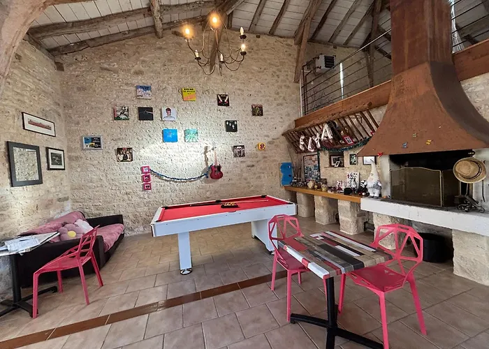 Feriehus Atypique 6-8 Personnes Avec Piscine *