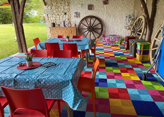 Atypique 8 Personnes Pres De Cahors * Montdoumerc